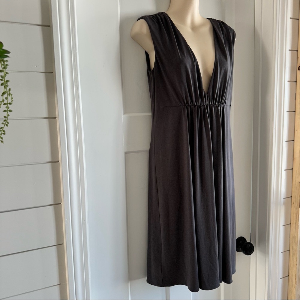 EUC! Gray Vera Wang Lavender Label Low Cut MIDI Dress Sz 2